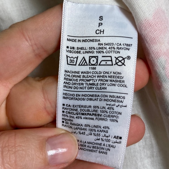 Old Navy Floral Puff-Sleeve Mini Wrap Dress - Picture 13 of 14